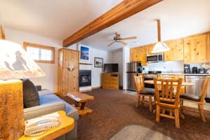 thumbnail: In-room dining