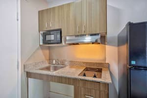 thumbnail: Private kitchenette