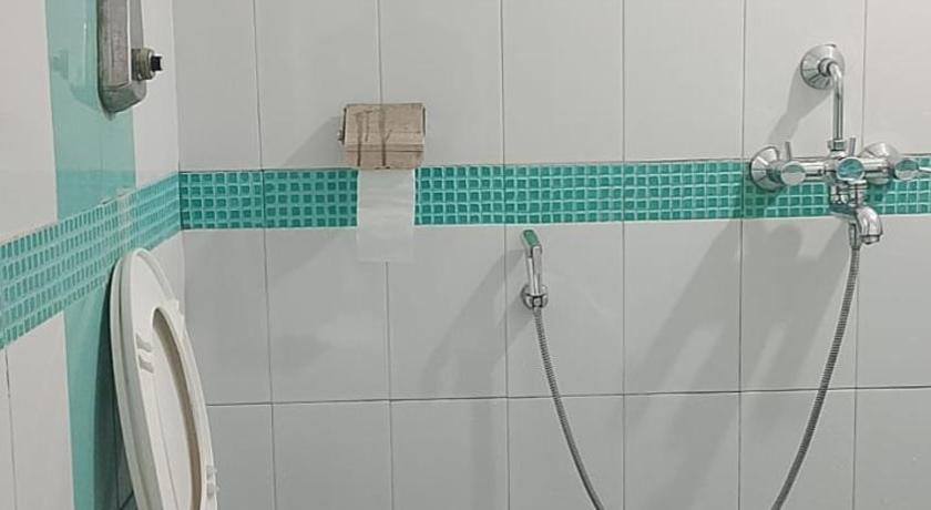 670744048.jpg