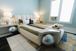 thumbnail: Room
