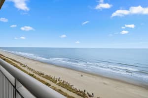 thumbnail: Balcony view