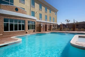 thumbnail: Pool