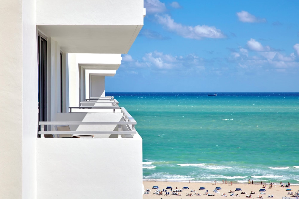Beach/ocean view
