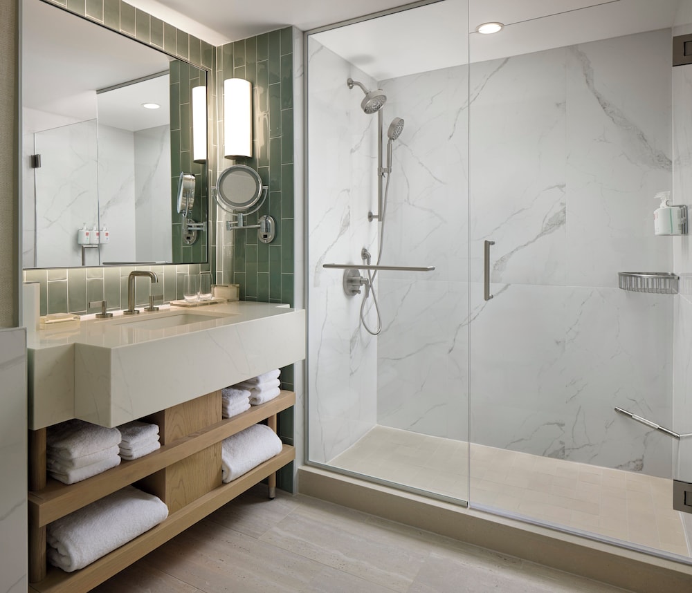 Bathroom shower
