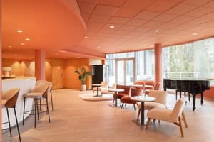thumbnail: Reception