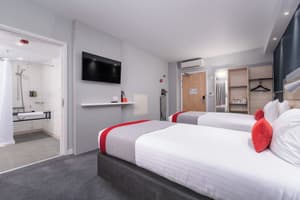 thumbnail: Room