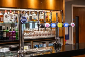 thumbnail: Bar (on property)
