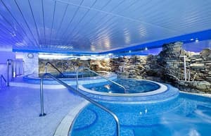 thumbnail: Pool