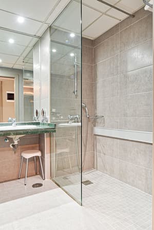 thumbnail: Bathroom
