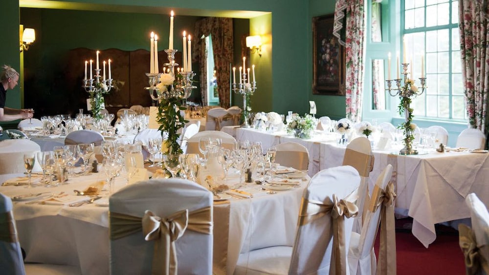 Indoor wedding