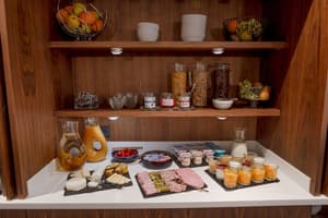 thumbnail: Breakfast buffet