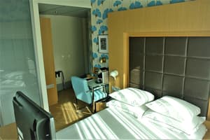 thumbnail: Room