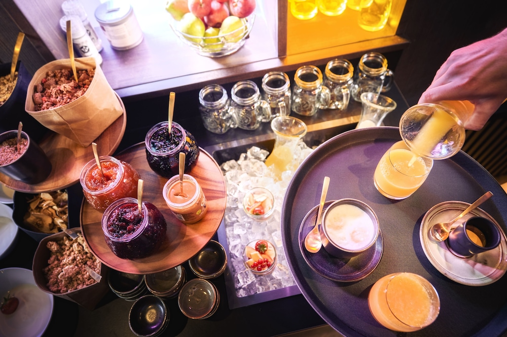 Restaurant-cafeteria