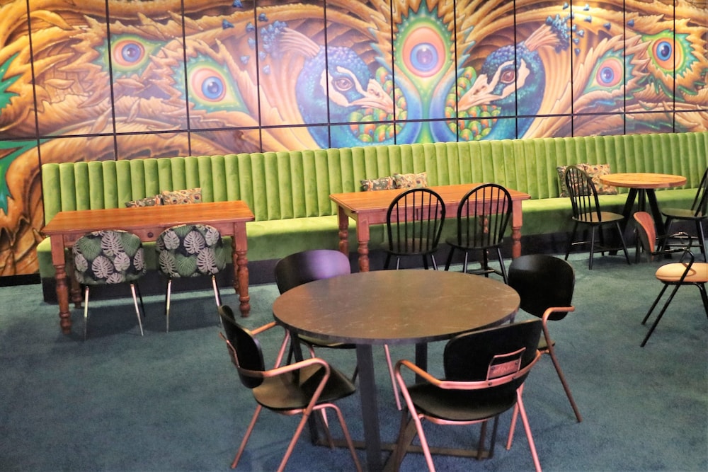 Restaurant-cafeteria