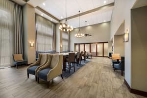 thumbnail: Breakfast area