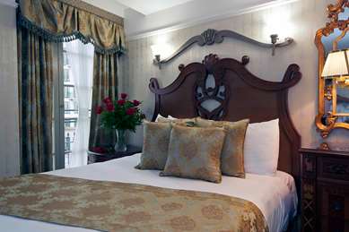 Guest Room,Bed,On-Site