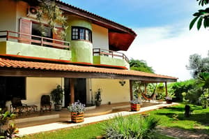 thumbnail: Front of property