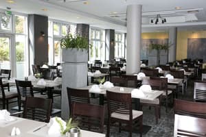 thumbnail: Restaurant