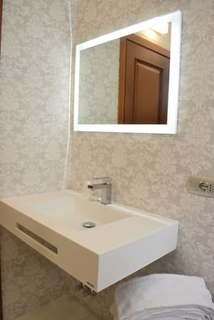 thumbnail: Bathroom