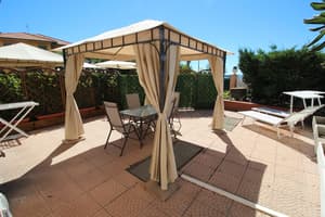 thumbnail: Terrace/patio