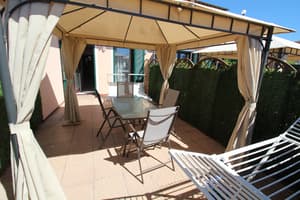 thumbnail: Terrace/patio