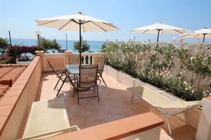 thumbnail: Terrace/patio