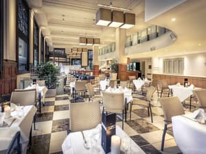 thumbnail: Restaurant