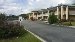 thumbnail: Front of property