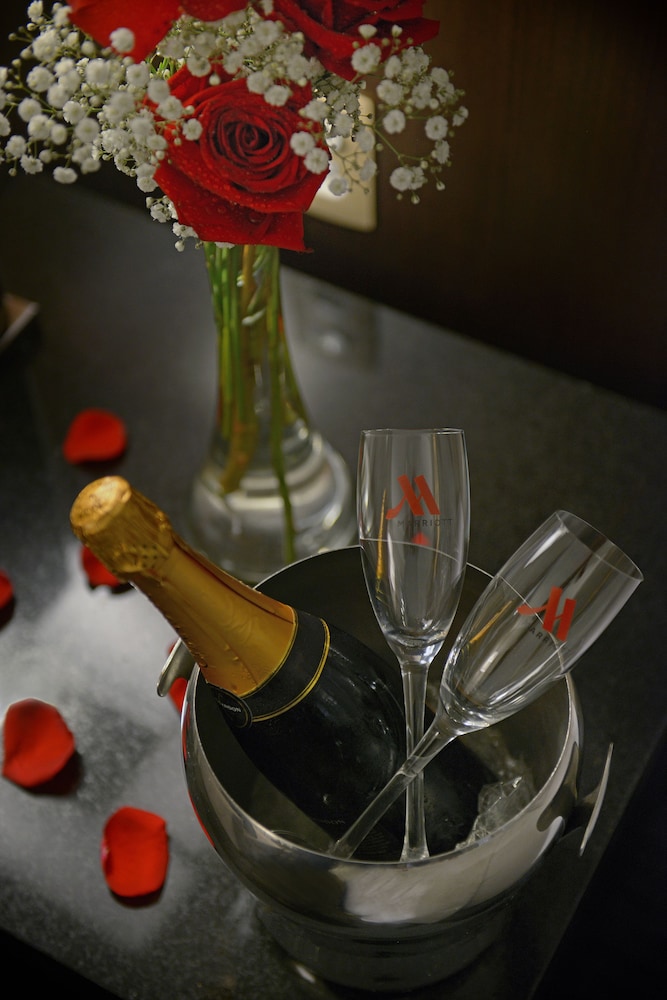 Champagne service