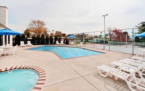 thumbnail: Pool