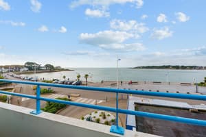 thumbnail: Balcony view