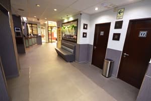 thumbnail: Interior entrance