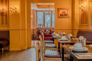 thumbnail: Restaurant