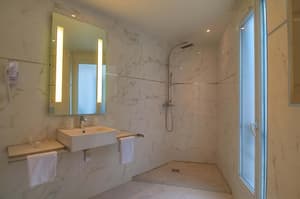 thumbnail: Bathroom