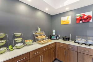 thumbnail: Breakfast area