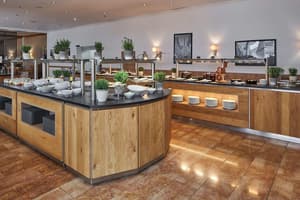 thumbnail: Restaurant