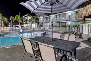 thumbnail: Pool