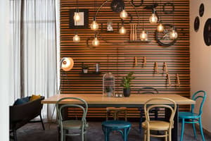 thumbnail: Bar (on property)