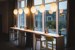 thumbnail: Bar (on property)