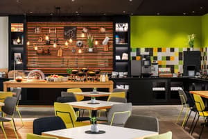 thumbnail: Breakfast area