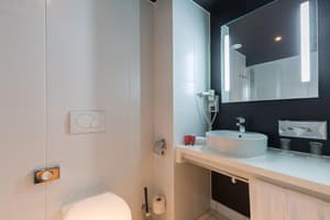 thumbnail: Bathroom sink