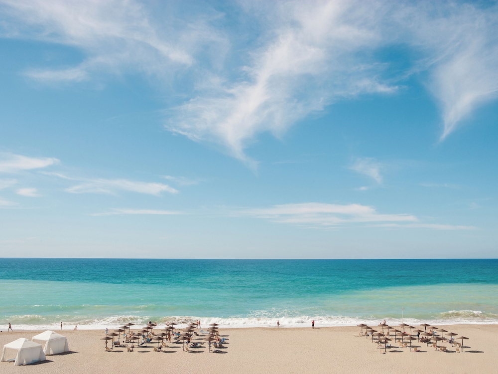 Beach/ocean view