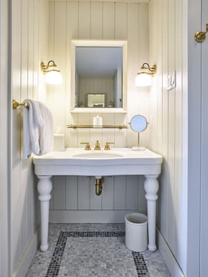 thumbnail: Bathroom