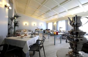 thumbnail: Restaurant