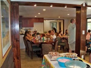 thumbnail: Breakfast area