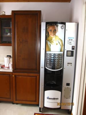 thumbnail: Vending machine