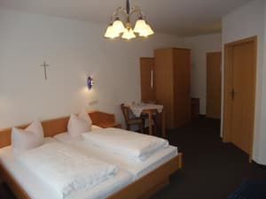 thumbnail: Room amenity