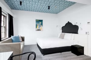 thumbnail: Room