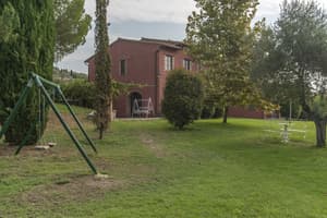 thumbnail: Exterior