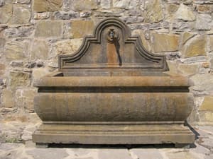 thumbnail: Exterior detail
